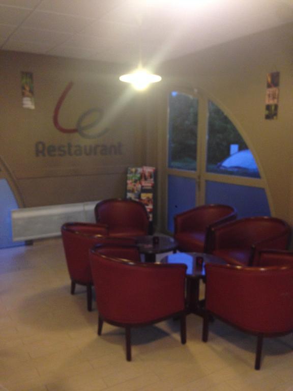 Campanile Livry-Gargan Hotel Exterior photo